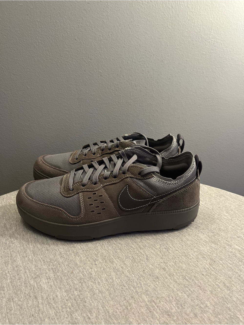 Nike C1TY Pencil Point Medium Ash Grey Athletic Men’s Shoe Size 10 FZ3863-018